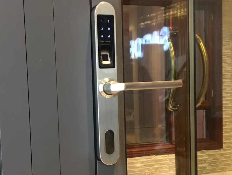 5 Loại Khóa Cửa Nhôm Xingfa Tốt Nhất 2024 2 kha nang chiu nhiet cua khoa cua nhom kinh rat cao